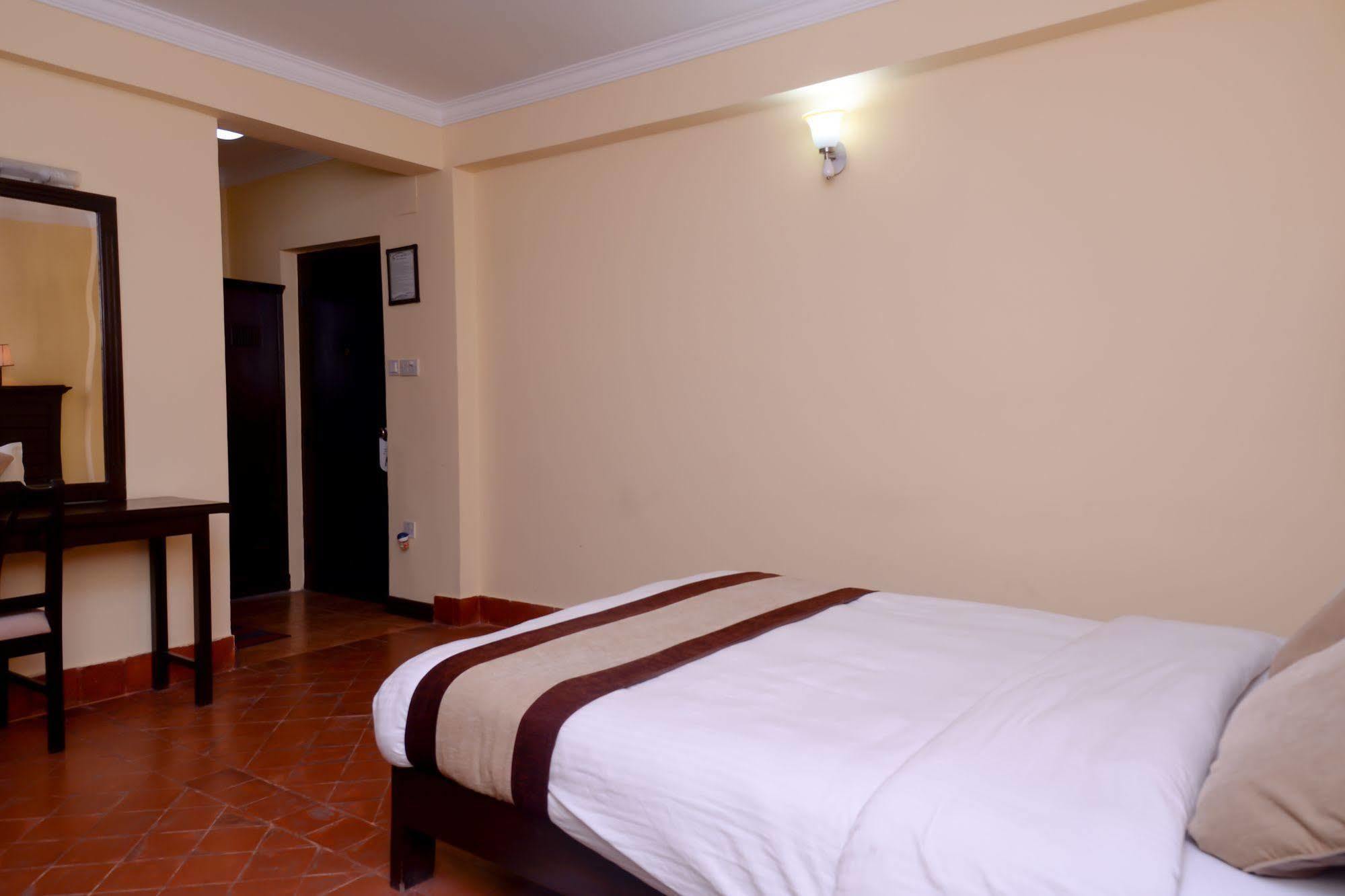 Hotel Lake Star بوكْرا المظهر الخارجي الصورة