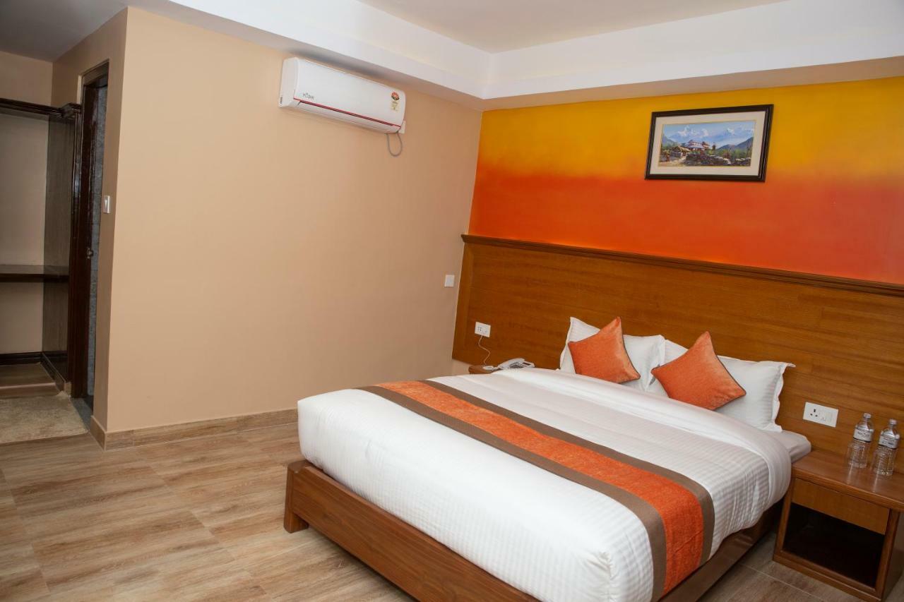 Hotel Lake Star بوكْرا المظهر الخارجي الصورة